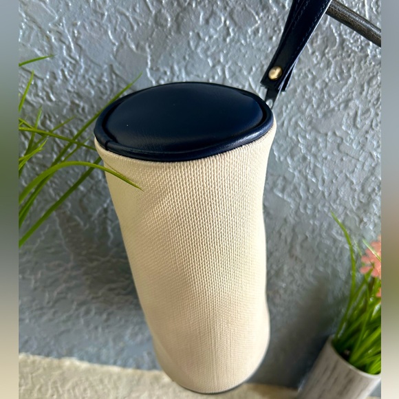 Cream Canvas Navy Blue Trim Cylindrical Barrel Wristlet Travel Bag Pouch Clutch - Picture 5 of 16